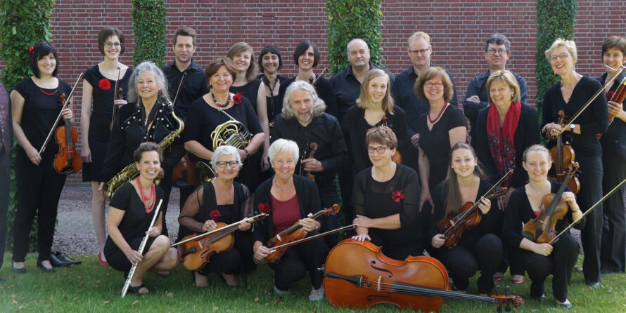 Koor KGZ De Volharding met orkest Falta de Tiempo